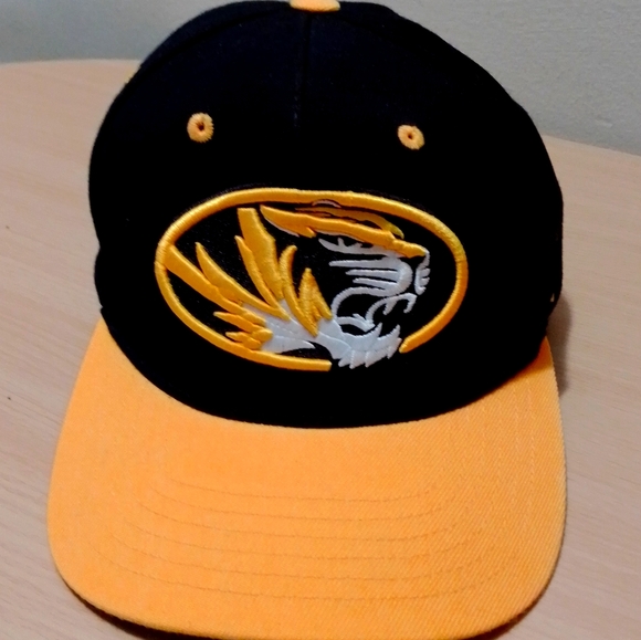 snapback Other - Mizzou Oval Tiger Head Black/gold Hat